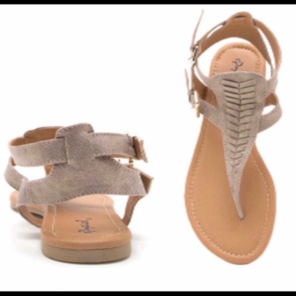 Thong sandals